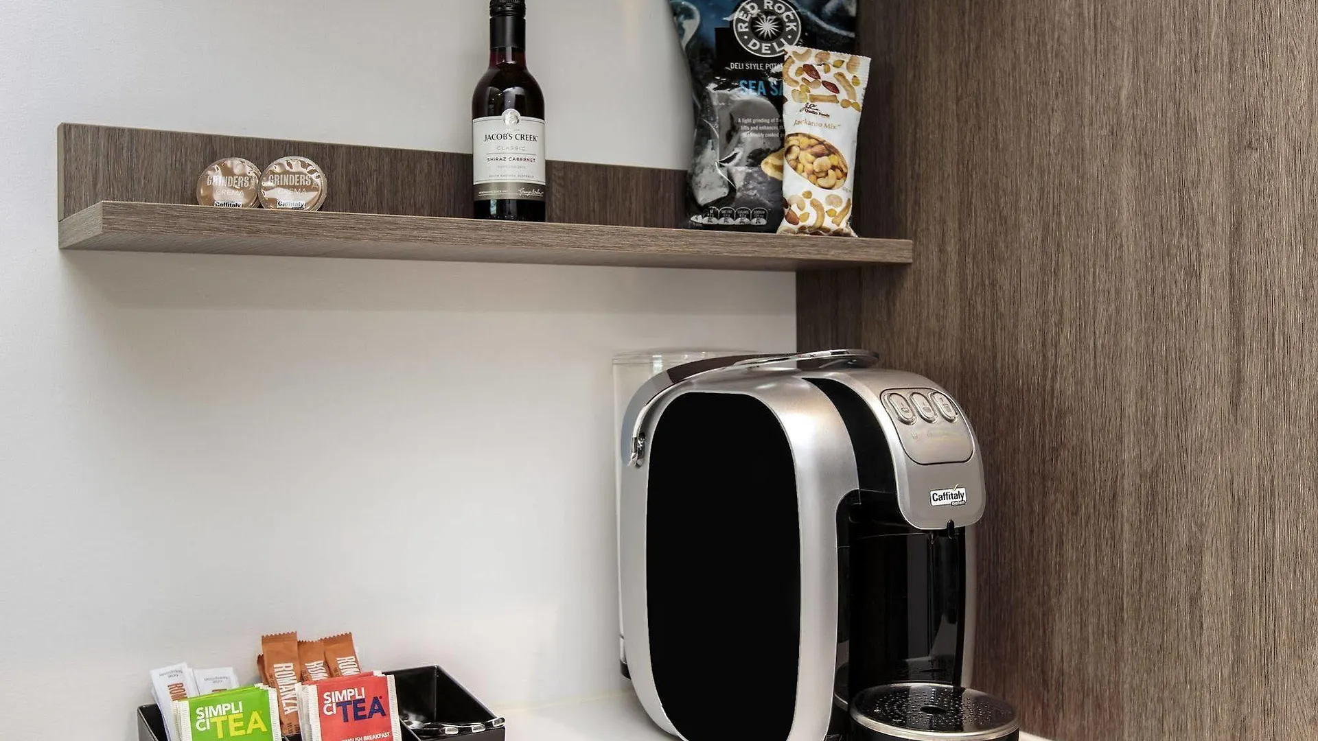 Best Western Plus Oceanside Kawana Hotel Kawana Waters