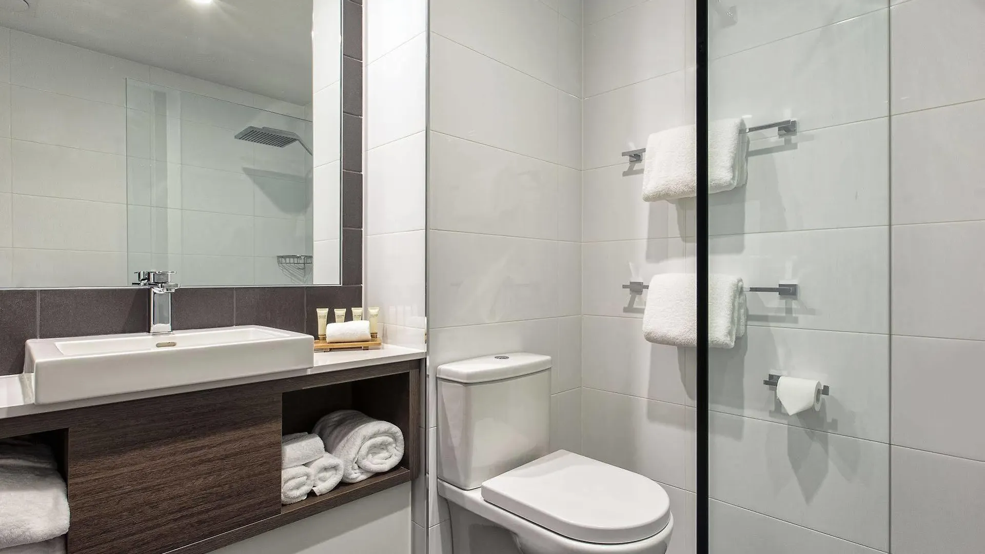 Best Western Plus Oceanside Kawana Hotel Kawana Waters 4*,